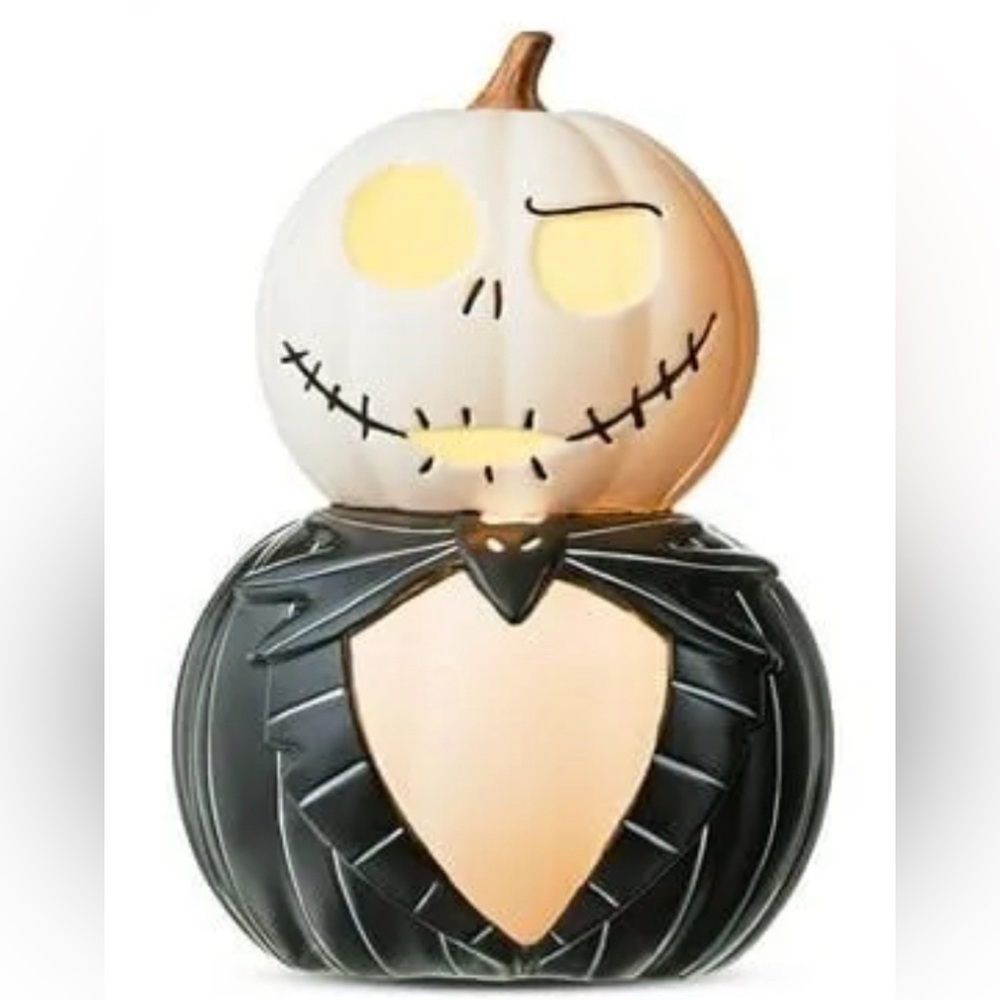 Halloween Pumpkins - The Nightmare Before Christmas Light Up Pumpkin